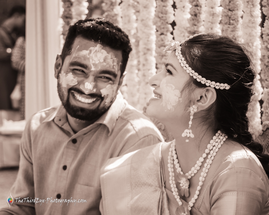 Top-10-Candid-Wedding-Photographer-Big-Fat-Indian-Gujrati-Malyalam-Bangalore-Wedding-Photography-TTEP-41