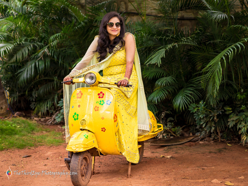 op-10-Candid-Wedding-Photographer-Big-Fat-South-Indian-Sangeet-Mehendi-2states-Wedding-Photography-Bangalore