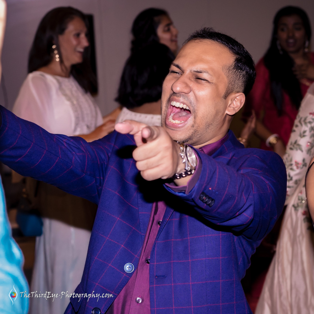 op-10-Candid-Wedding-Photographer-Big-Fat-South-Indian-Sangeet-Mehendi-2states-Wedding-Photography-Bangalore