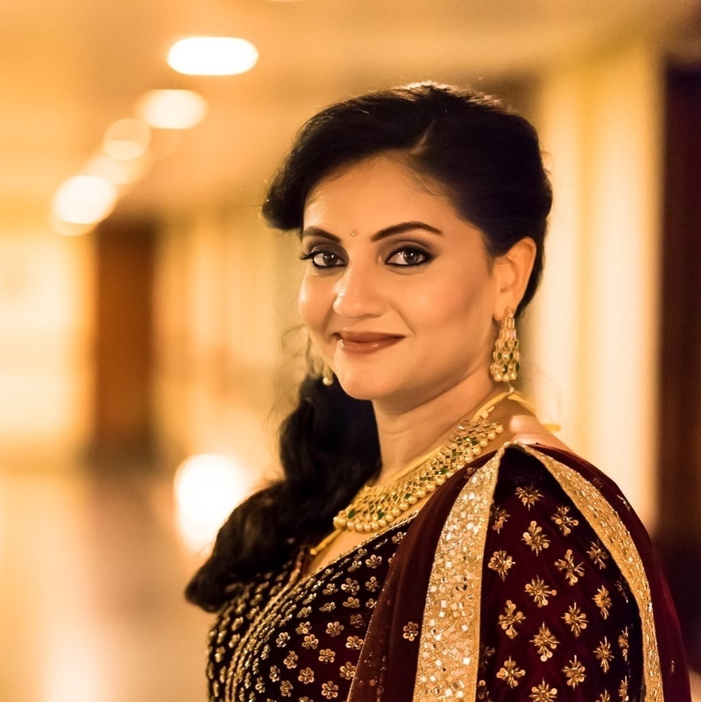 op-10-Candid-Wedding-Photographers-Big-Fat-South-Indian-Wedding-Photography-Royal-Orchid-Bangalore