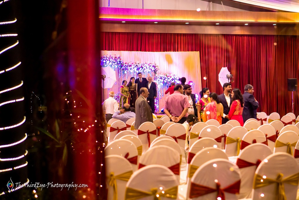 op-10-Candid-Wedding-Photographers-Big-Fat-South-Indian-Wedding-Photography-Royal-Orchid-Bangalore