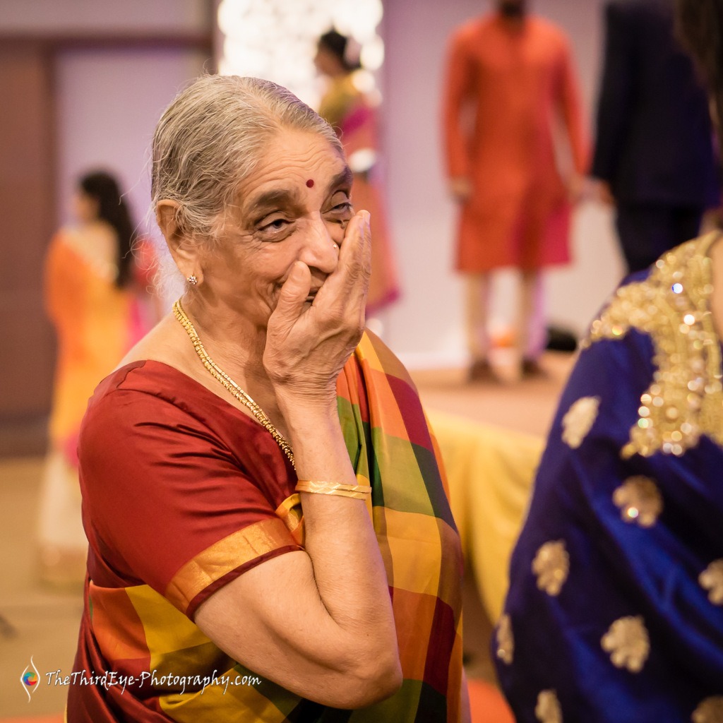 op-10-Candid-Wedding-Photographers-Big-Fat-South-Indian-Wedding-Photography-Royal-Orchid-Bangalore