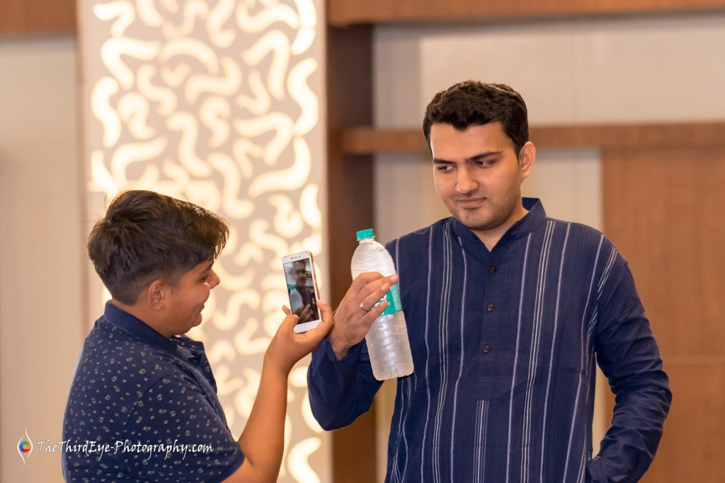 op-10-Candid-Wedding-Photographers-Big-Fat-South-Indian-Wedding-Photography-Royal-Orchid-Bangalore