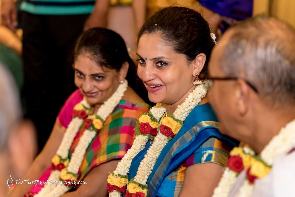 op-10-Candid-Wedding-Photographers-Big-Fat-South-Indian-Wedding-Photography-Royal-Orchid-Bangalore