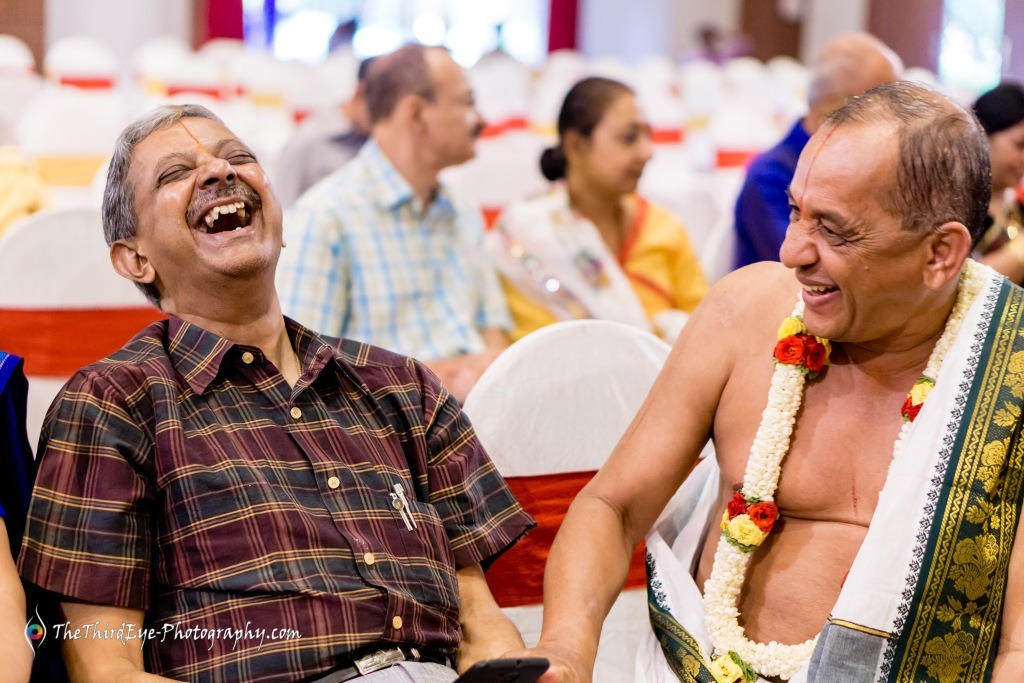 op-10-Candid-Wedding-Photographers-Big-Fat-South-Indian-Wedding-Photography-Royal-Orchid-Bangalore