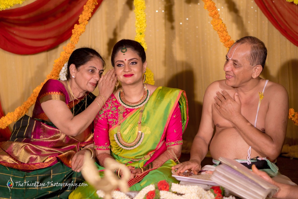 op-10-Candid-Wedding-Photographers-Big-Fat-South-Indian-Wedding-Photography-Royal-Orchid-Bangalore