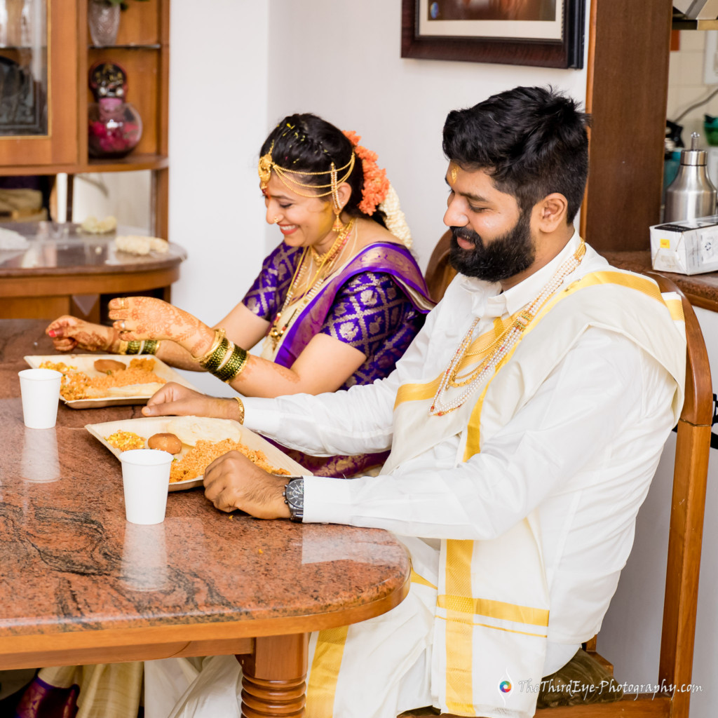 Bride-bridegroom-couple-love-wedding-food-moment-attire-smiles-bw-timeless-happy-Best-indian-wedding-photographer-top-wedding-photographers-TTEP_CM_A7009627
