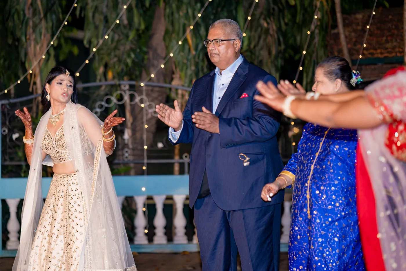 Medha jumps in to dance with her parents during their performance, unplanned